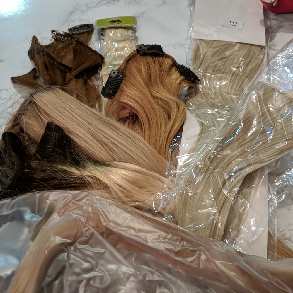 Blonde hair clip in extensions!!!